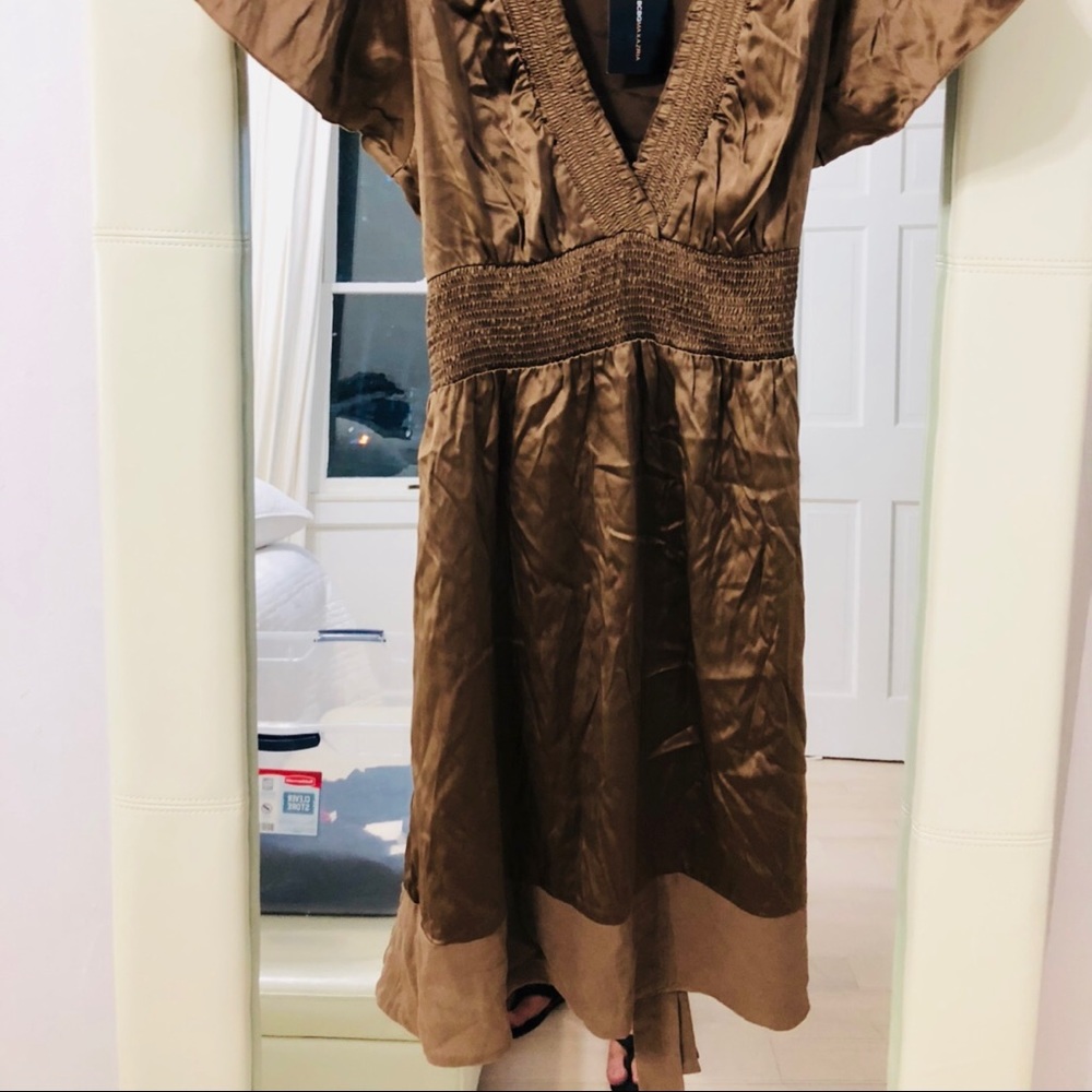 Beautiful summer dress. Never used. - Picture 2 of 7